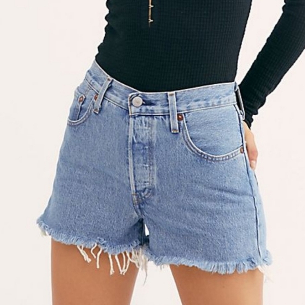 Levi's 501 High Rise Shorts - Picture 2 of 7